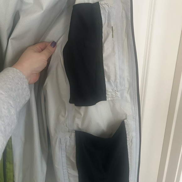 NWOT Men’s Orvis Ultralight Storm Jacket XXL - Picture 2 of 7